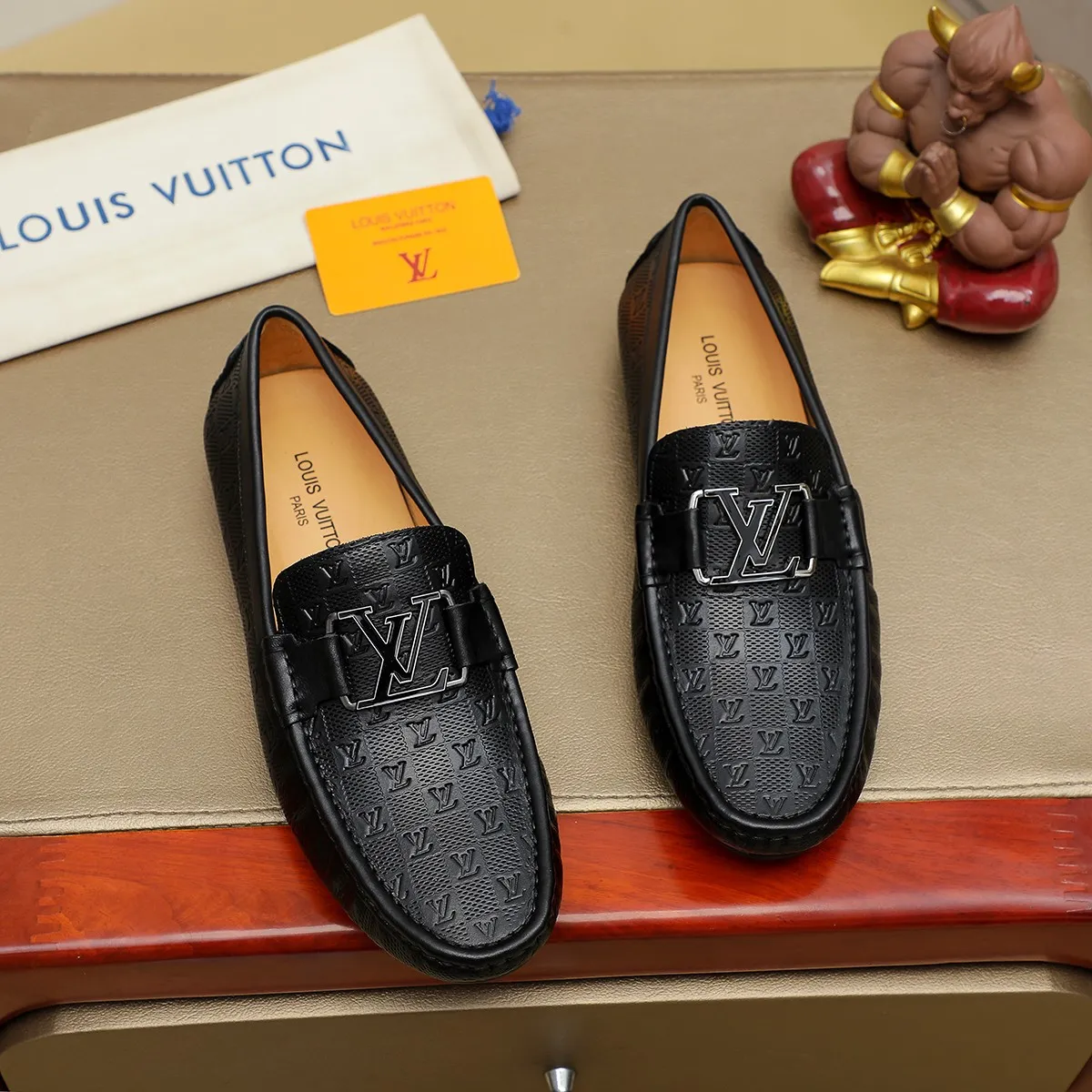 Men's shoes 💰360 💰 LV Louis Vuitton's top-quality Peaches men's shoes 💯Original copy of the official website, the upper is made of imported official website 1:1 material ❌Italian 🇮🇹 cowhide surface, imported pigskin lining. It’s definitely not made with ordinary craftsmanship, it’s the model used by celebrities! The factory’s craftsmanship is designed to create the most perfect shoes for trendy men! Colors available! 38-44 yards